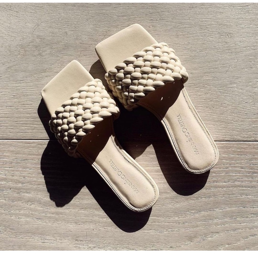 NIB MANNING CARTELL leather slides Size 40 - RARE